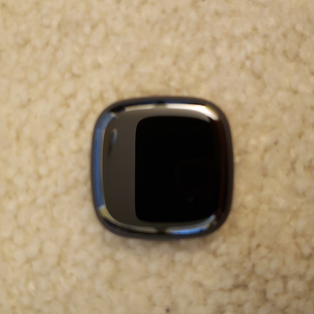 fitbit sense 2 possibly for parts works but won't track exercise